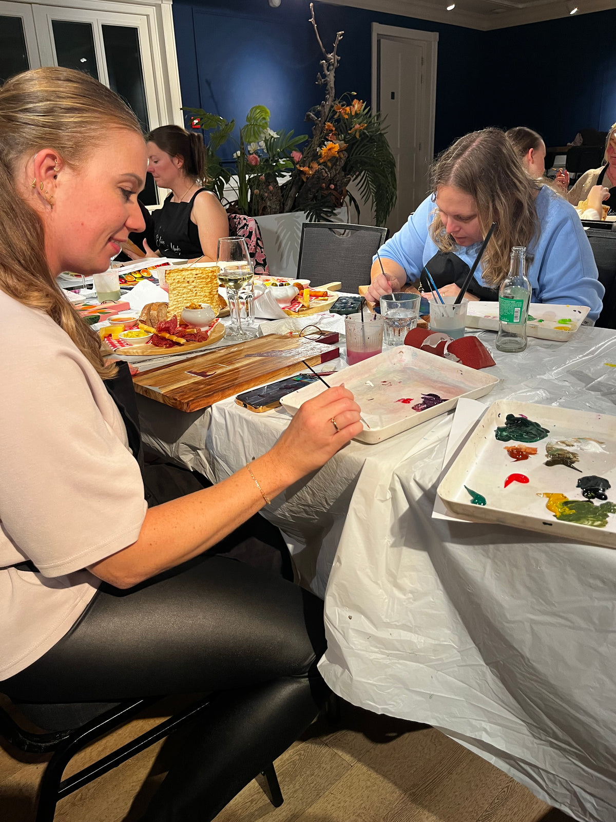 Paint & Sip | Borrelplanken schilderen | 29 januari