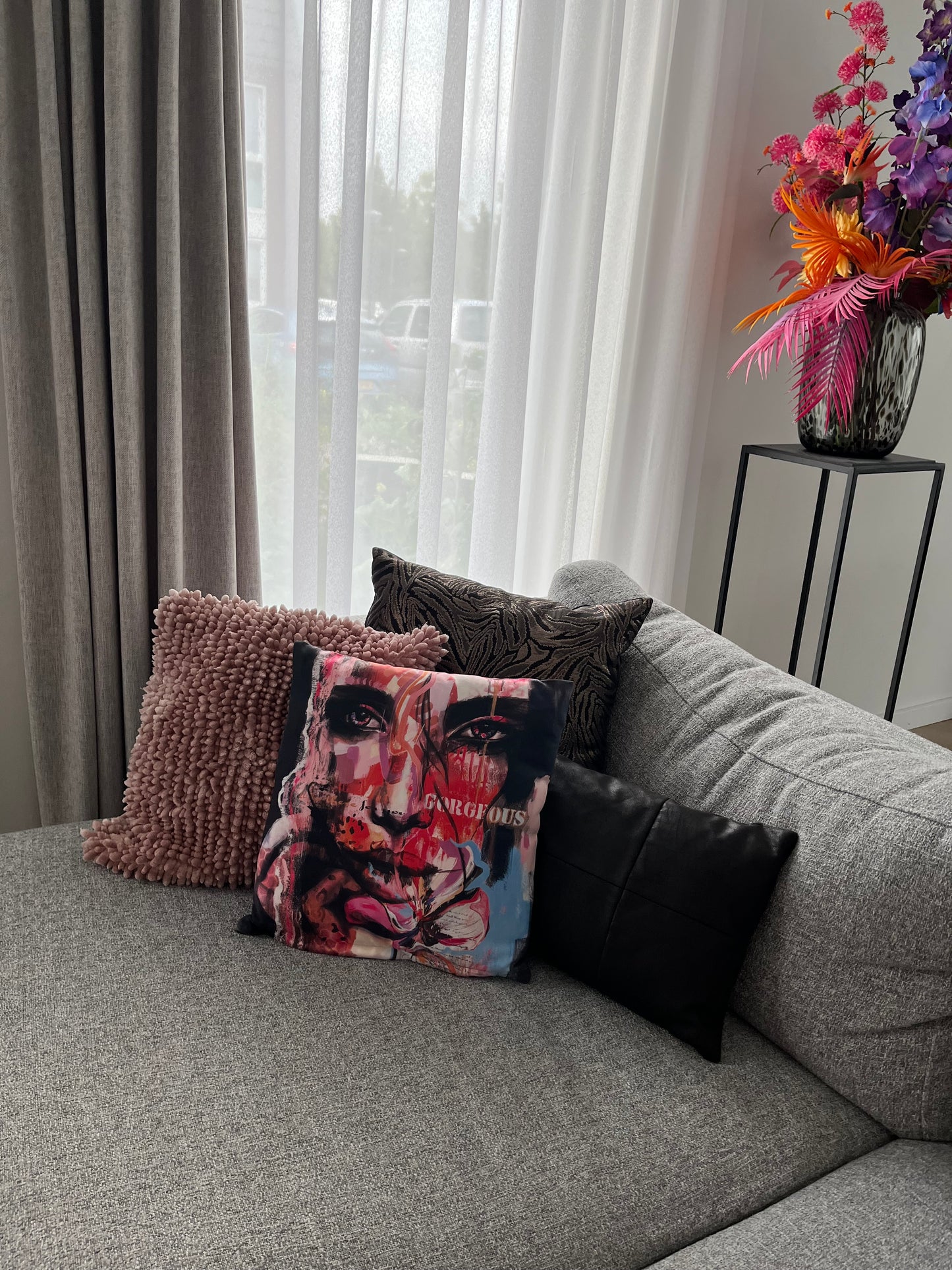 Luxurious Velvet Cushion 'Mirror'
